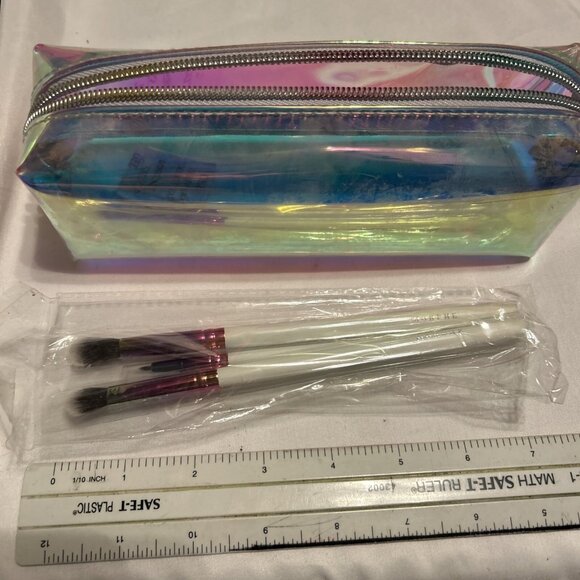 Morphe Other - MORPHE 4-Piece Brush Set And Stroke Of Glam Bag 3 Brushes & Iridescent Bag New